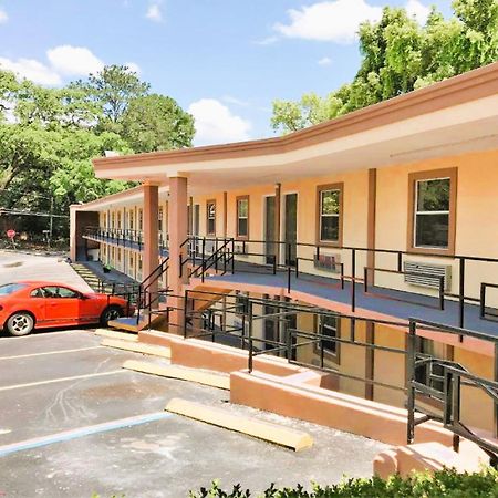 Oyo Hotel Tallahassee Downtown Kültér fotó